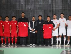 Dito Ariotedjo Menghadiri Launching Jersey Baru Timnas Indonesia Buatan Brand Lokal Erspo.