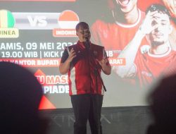 Menpora Dito Hadiri Nobar Playoff Olimpiade Paris antara Timnas Indonesia U-23 Vs Guinea di Kotawaringin Barat