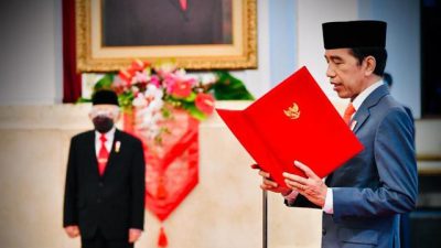 Presiden Jokowi Resmi Lantik Tiga Wakil Menteri di Istana Negara