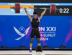 Lifter Rizky Juniansyah Berhasil Raih Medali Emas dan Pecahkan Rekor Nasional di PON XXI Aceh-Sumut 2024