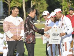 Menpora Dito Dampingi Presiden Jokowi Serahkan Bonus Bagi Para Atlet dan Pelatih Paralimpiade 2024 Paris
