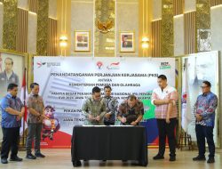 Menpora Dito Saksikan Penandatanganan Perjanjian Kerja Sama Bantuan Pemerintah Untuk Dukung Peparnas XVII 2024