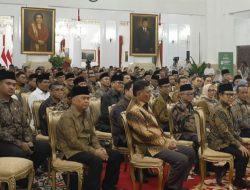 Menpora Dito Hadiri Penyerahan Zakat Presiden Prabowo kepada Baznas di Istana Negara