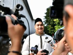 Menpora Dito dan Pejabat Kabinet Hadiri Sholat Idul Fitri di Masjid Istiqlal