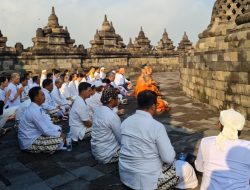 150 Umat Buddha Ikuti Dharmayatra Cultural Spiritual Inclusive di Borobudur