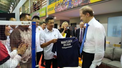 Wamenpora Taufik Apresiasi Kunjungan Wakil PM Rusia ke Pelatnas PBSI