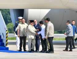 Menpora Erick Thohir Sambut Kedatangan Presiden Prabowo di Halim Perdanakusuma